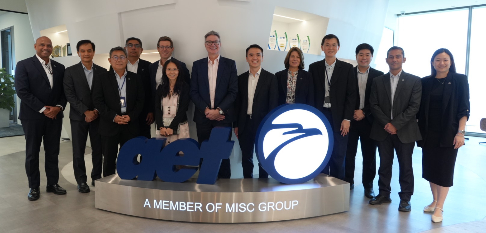 Strengthening Maritime Partnerships: AET Hosts MPA Chief Executive 