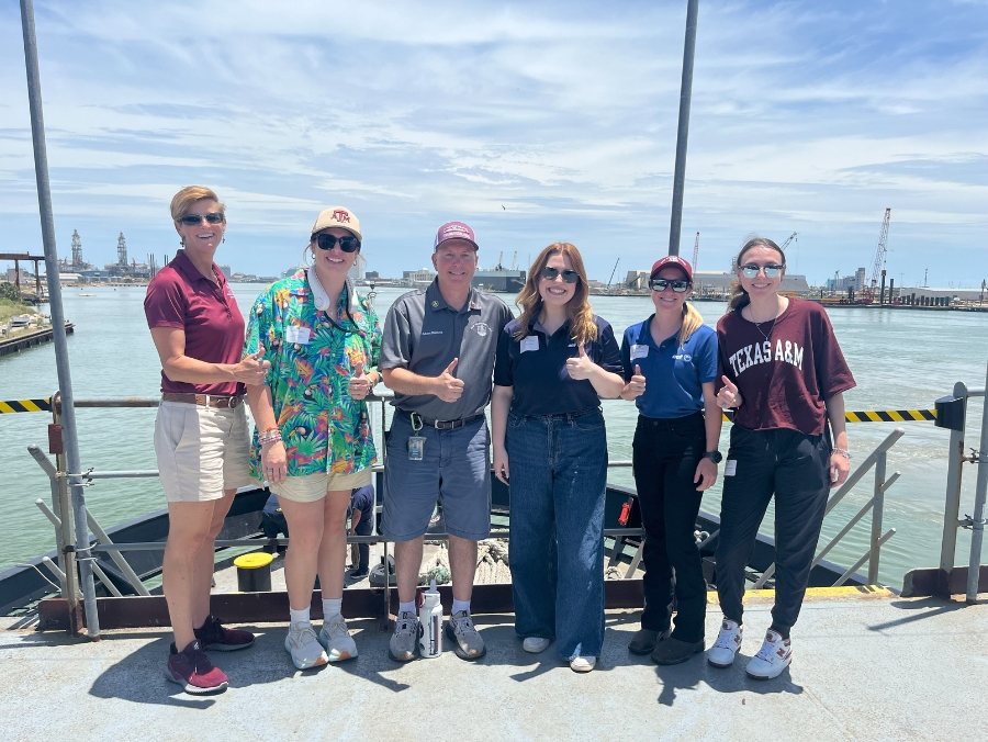 Homeward Bound Group Photo